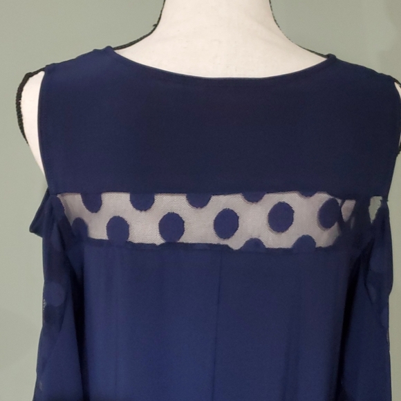 Dress - Picture 4 of 9